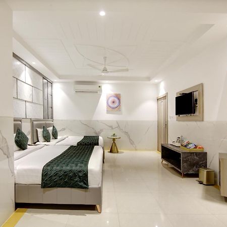 Hotel Delhi 37 By Star Group Near Delhi Airport New Delhi Eksteriør billede