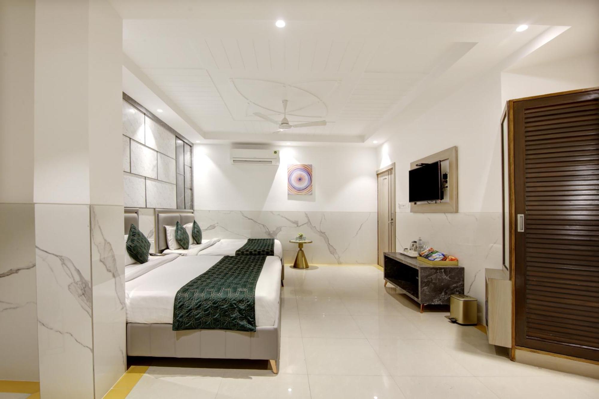 Hotel Delhi 37 By Star Group Near Delhi Airport New Delhi Eksteriør billede