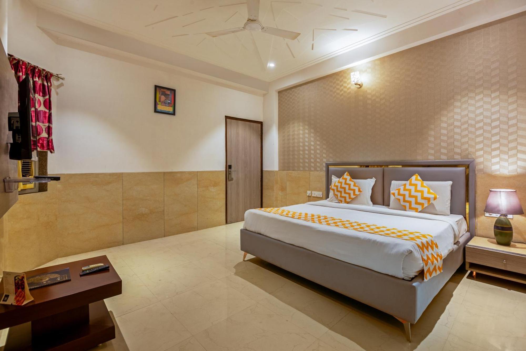 Hotel Delhi 37 By Star Group Near Delhi Airport New Delhi Eksteriør billede