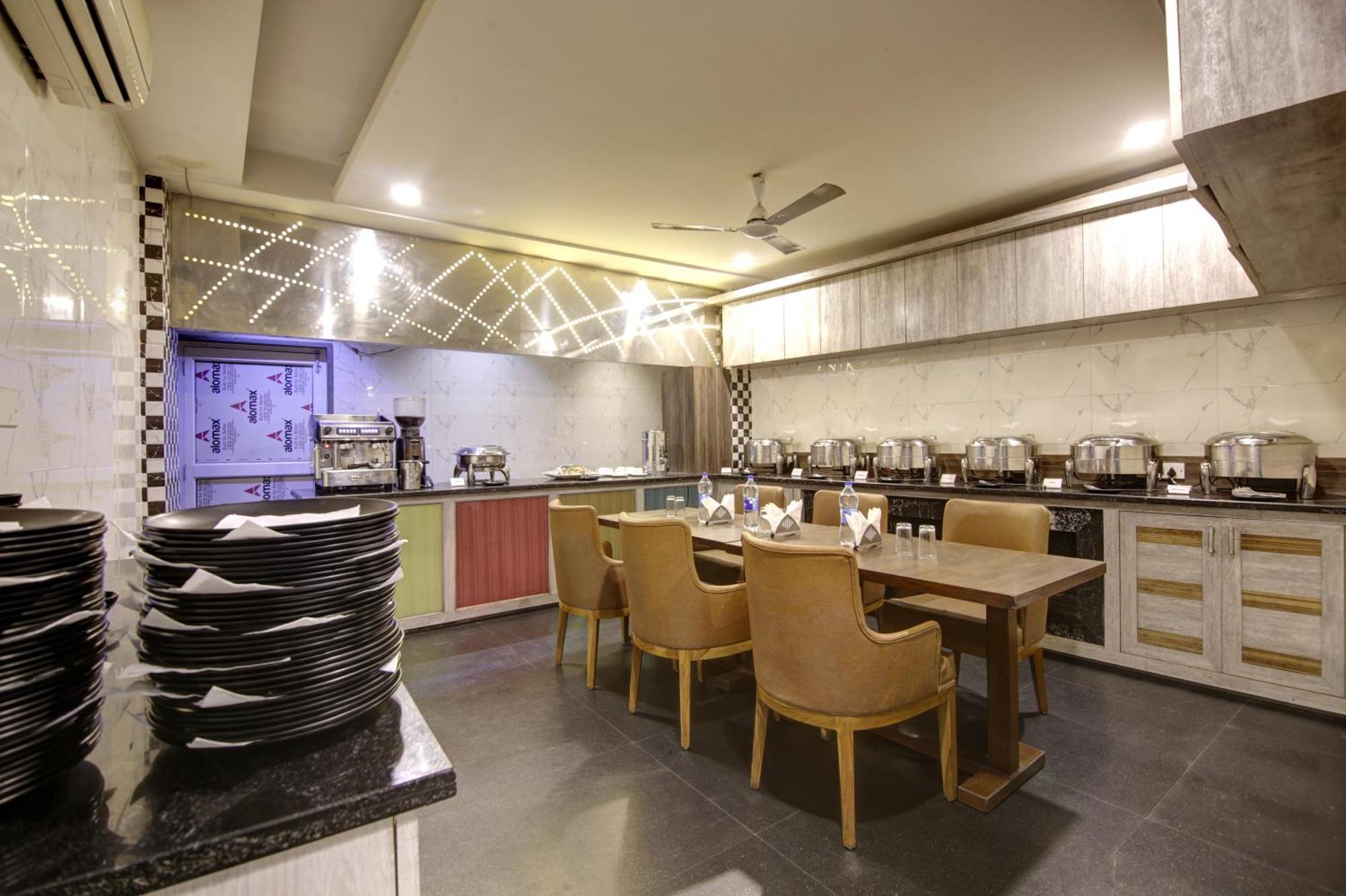 Hotel Delhi 37 By Star Group Near Delhi Airport New Delhi Eksteriør billede